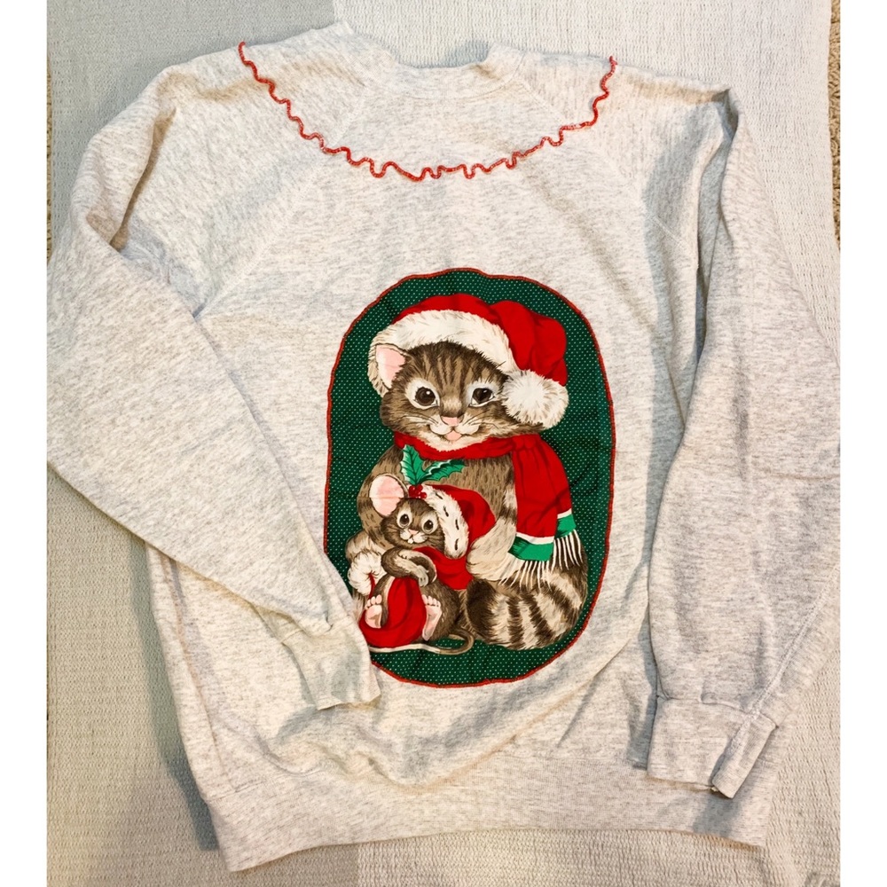 Cat + Mouse Christmas Heathered Gray Sweater - 2X fits more like an XL